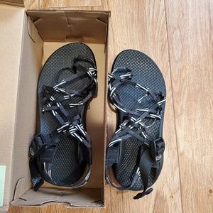 Brand New 3 Strap Chacos
